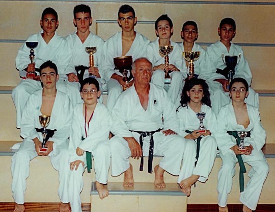 IL TECNICO fAIS CON GLI ALLIEVI